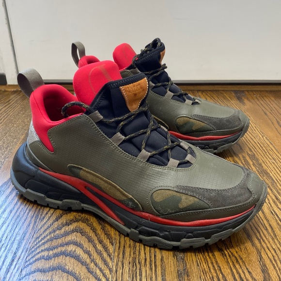 Pre Owned Valentino Garavani Trekking Sneakers . Sz 41 Orig. 945 - Picture 2 of 10